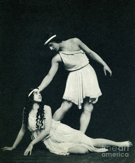 daphne et chloe ravel|daphnis and chloe royal ballet.